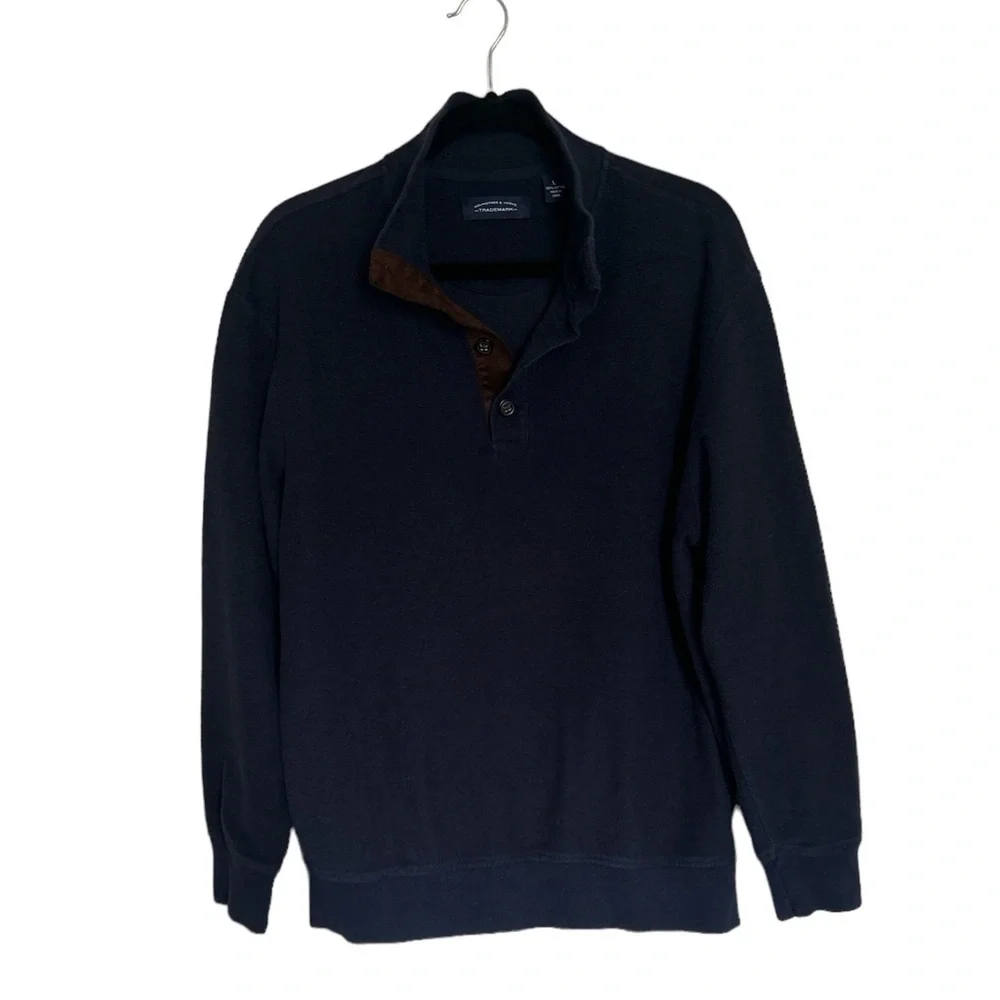 Roundtree and York navy blue 1/4 button sweater size L